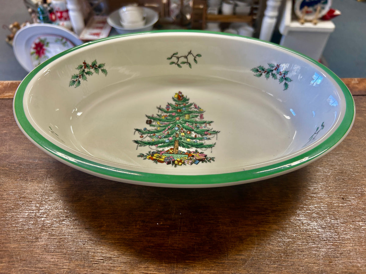 Red Green White Spode Christmas Tree Oval Bowl/Baker, 12 3/4"