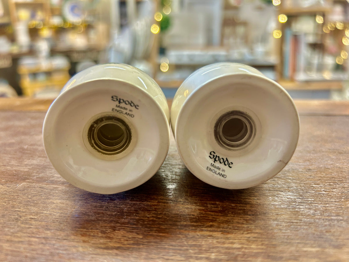 Bottom view of ceramic salt and pepper shakers with Spode and England markings