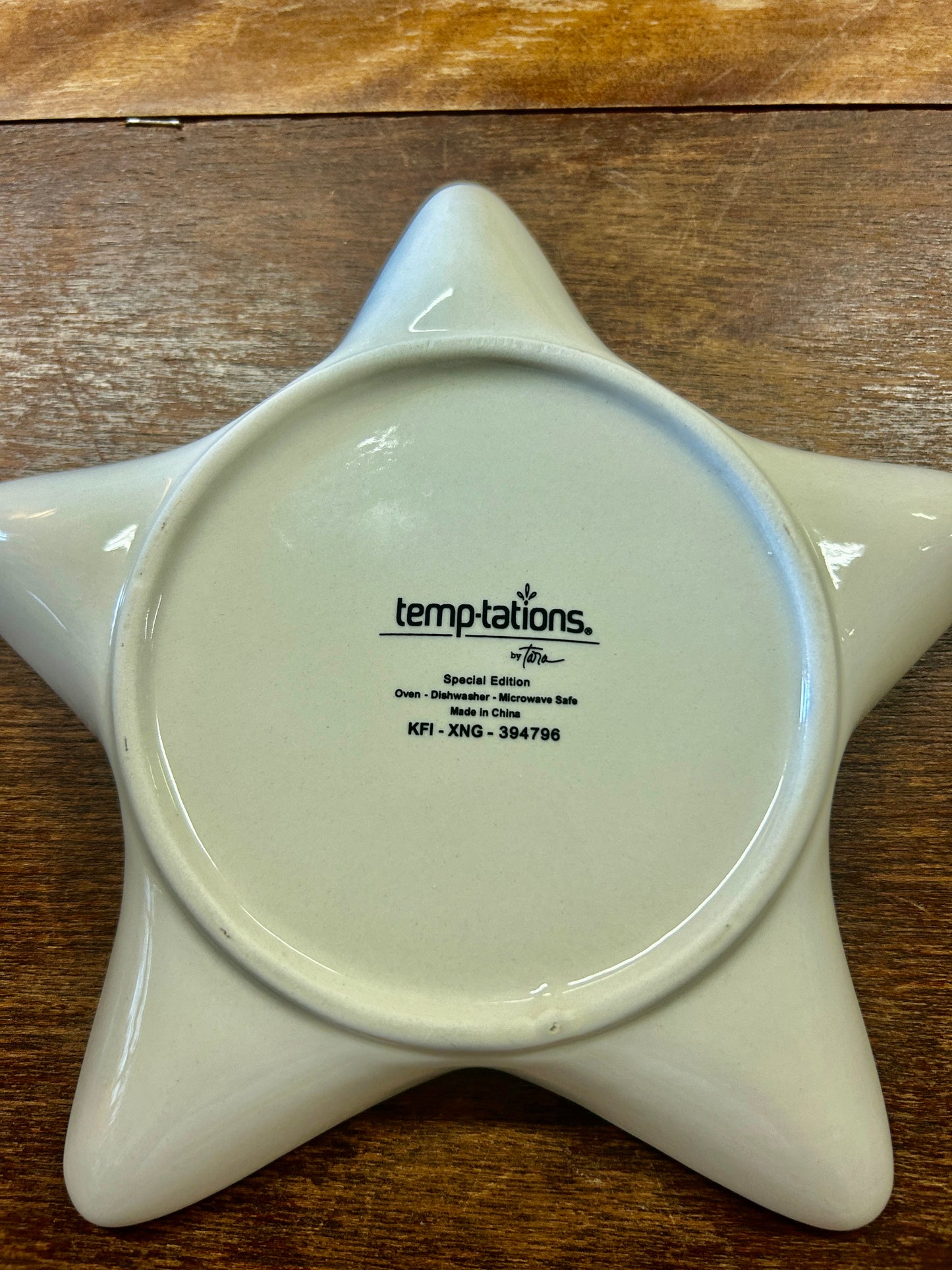 Red White Blue Temptations Star RWB Plate, 8"