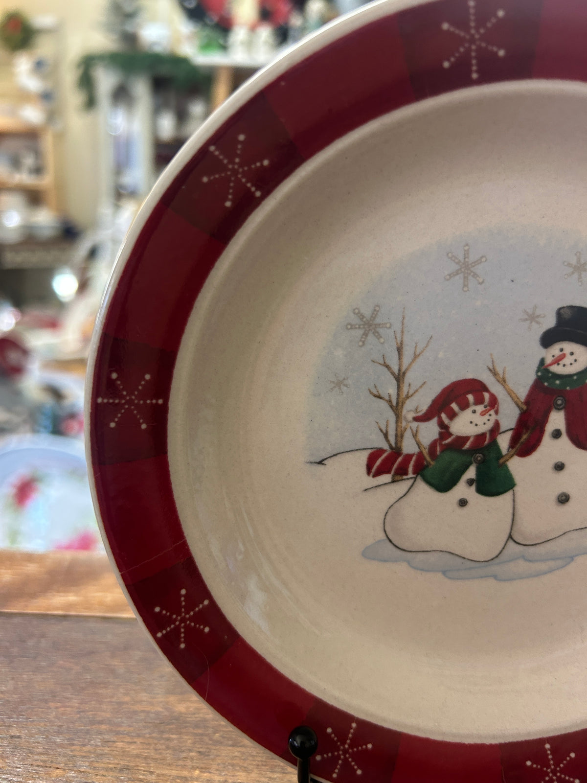 Red Green White Royal Seasons Snowman Plate, 6 1/2"