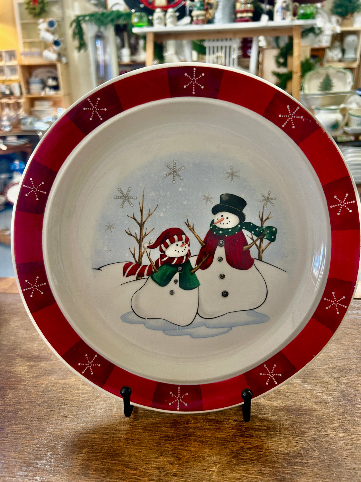 Red Green White Royal Seasons Snowman Dinner Plate, 10"