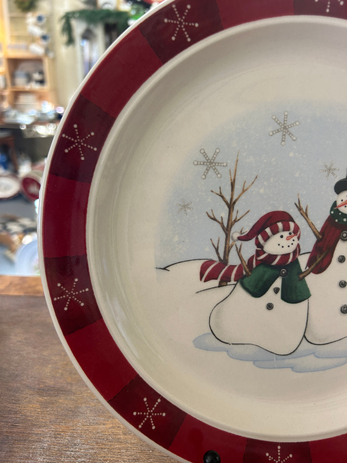 Red Green White Royal Seasons Snowman Dinner Plate, 10"