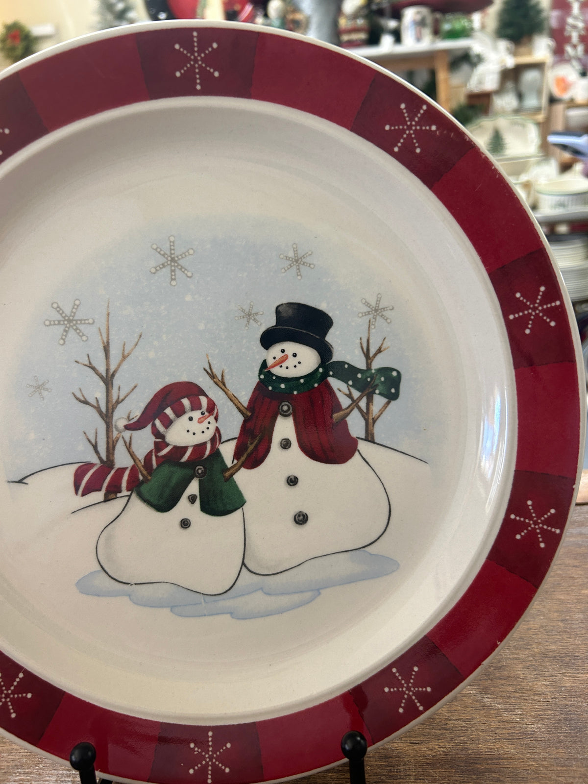 Red Green White Royal Seasons Snowman Dinner Plate, 10"