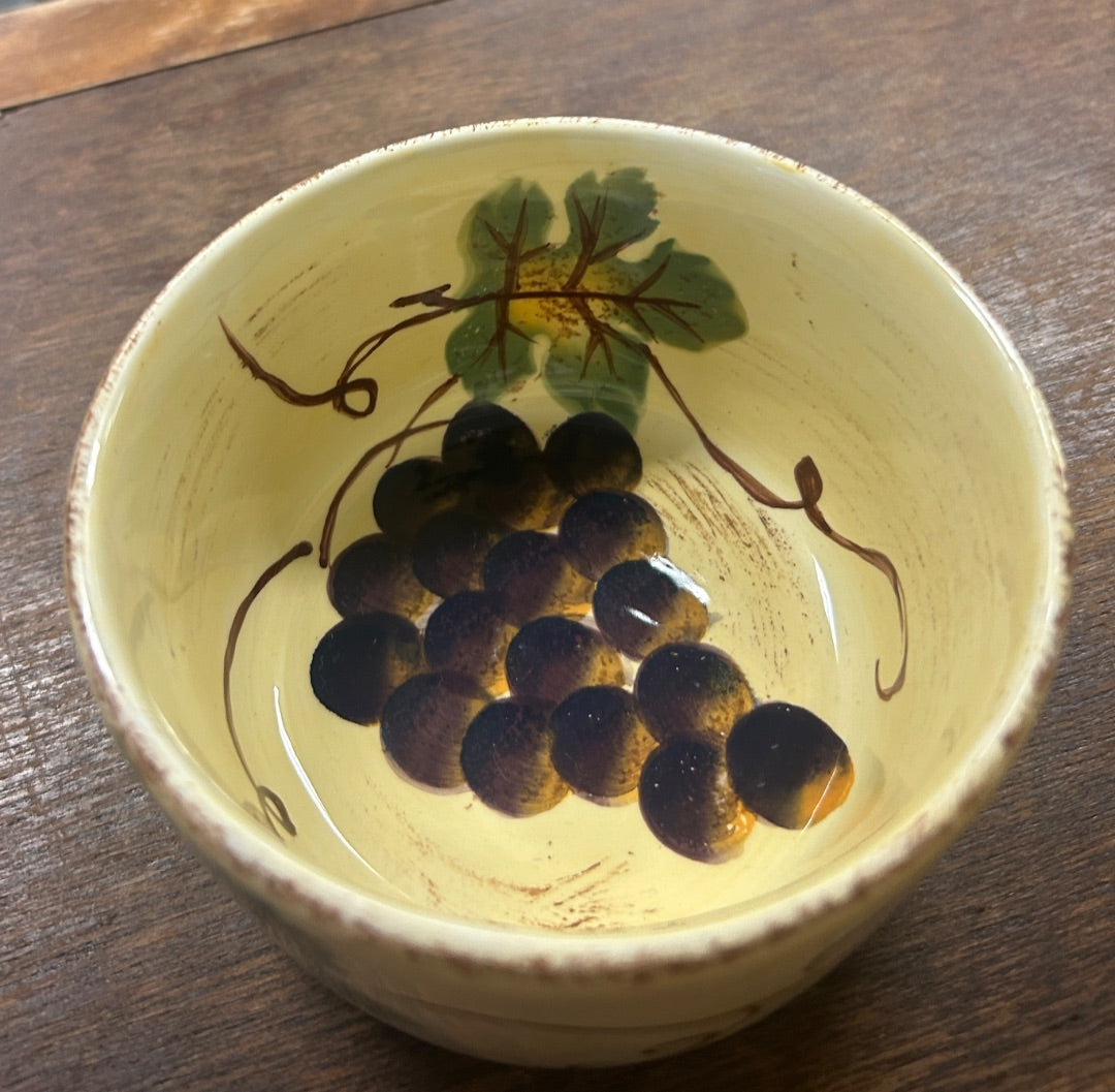 Vino Grapevine Bowl