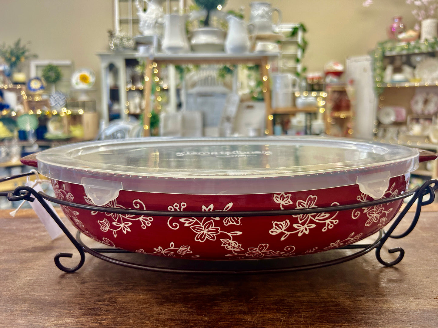 Cranberry Temptations 3.5 QT Baker, Rack, Lid, 3.5 QT