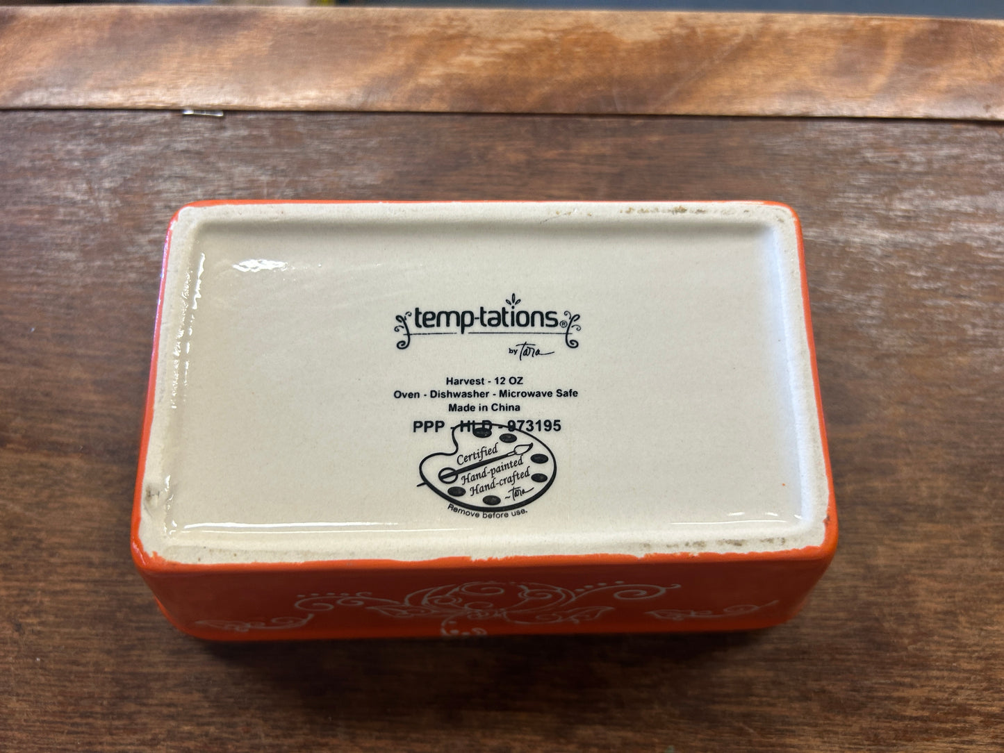 Orange Temptations Pumpkin Baker w/ Lid, 12 ounces