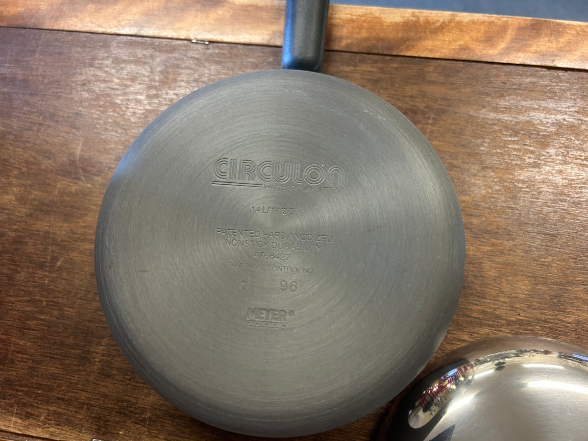 Gray Circulon NEW 1.5 QT Pot w/ Lid, 1.5 QT