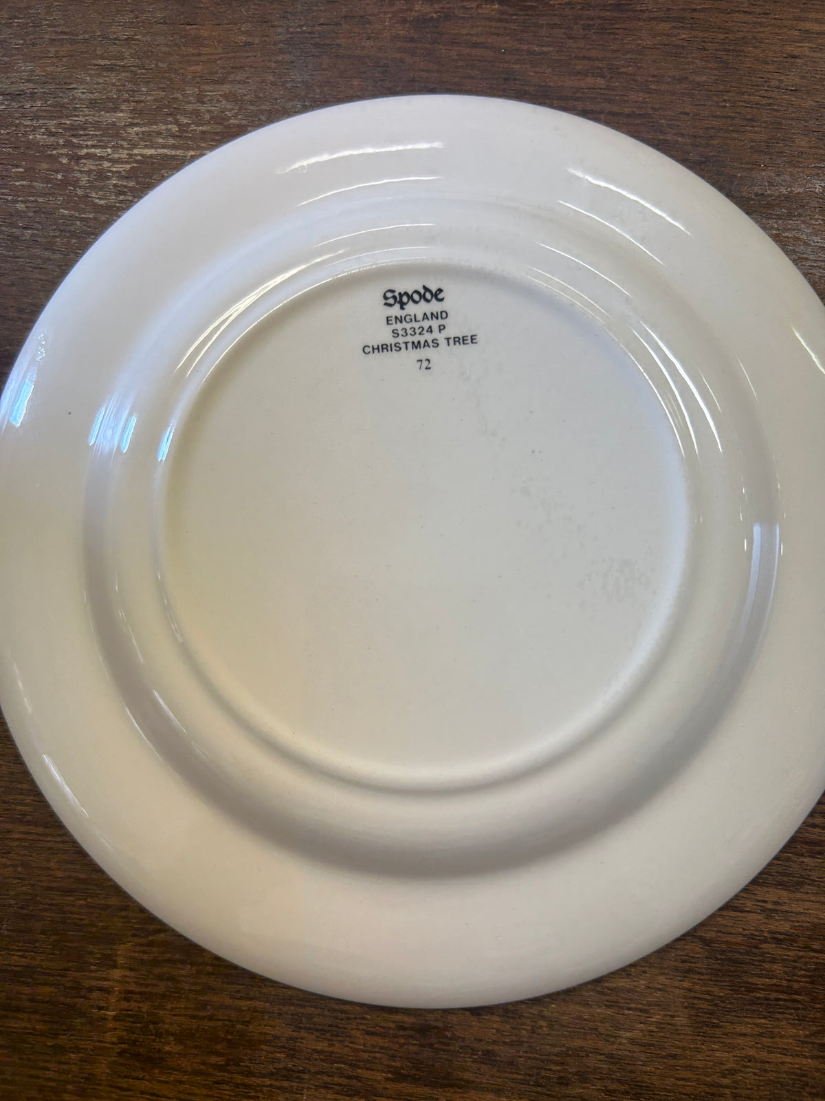 Red Green White Spode Christmas Tree Plate England, 6 1/2"