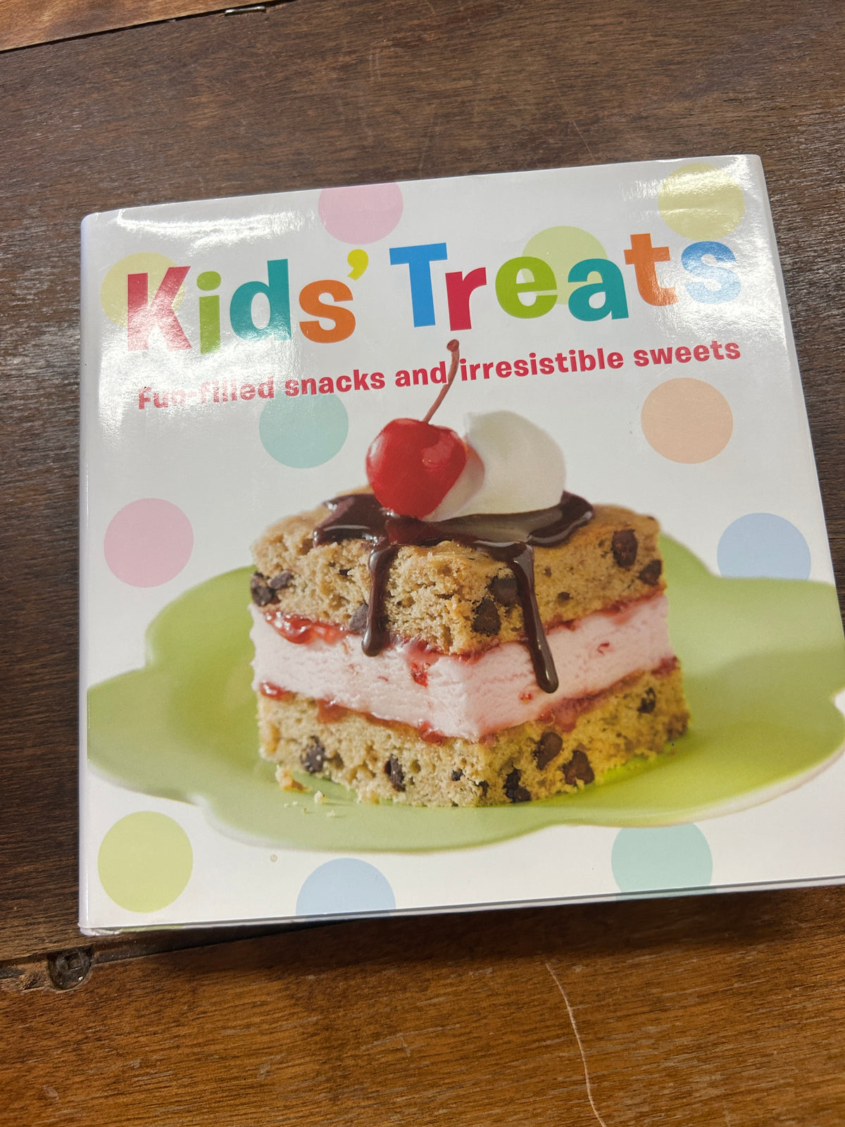 Kids' Treats Cookbook