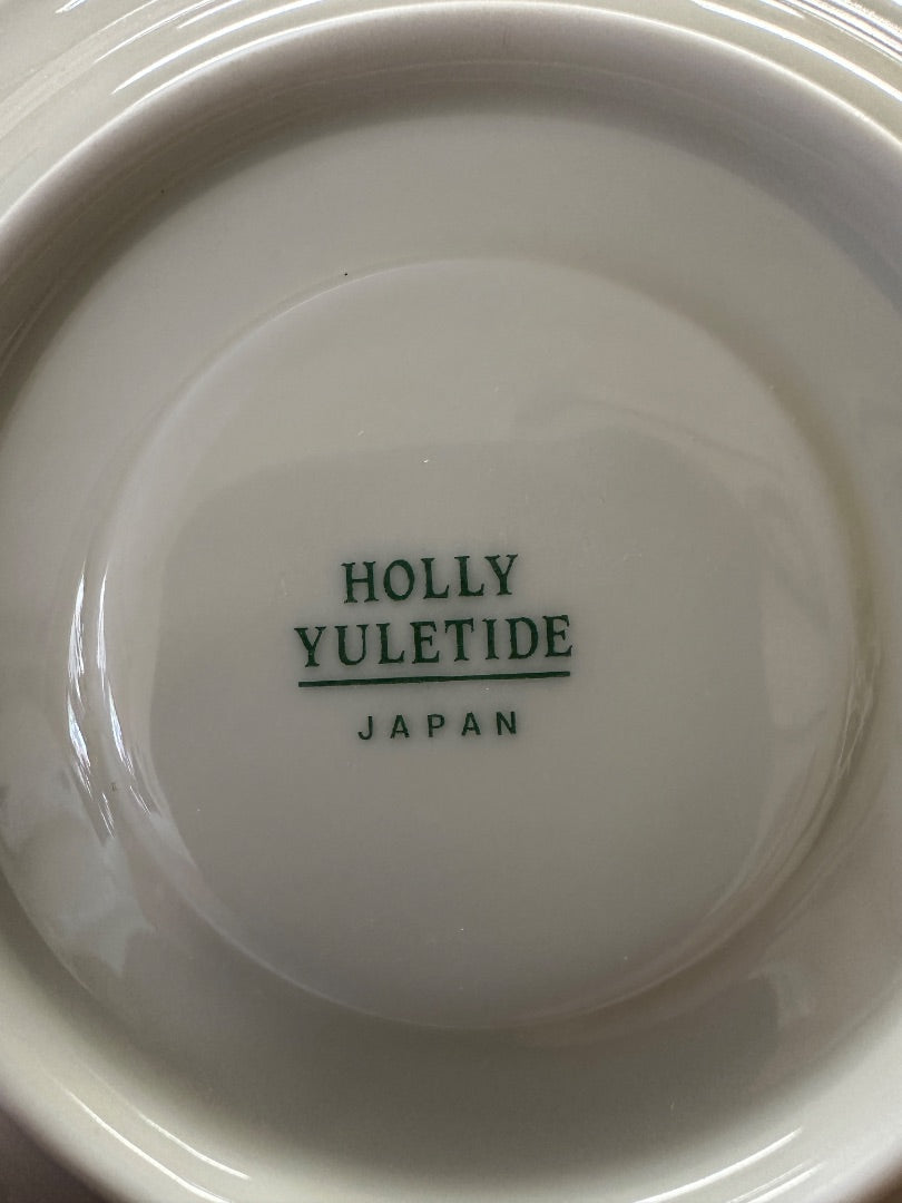 Red Green White Porcelain Ware Holly Yuletide Saucer, 6 1/4"