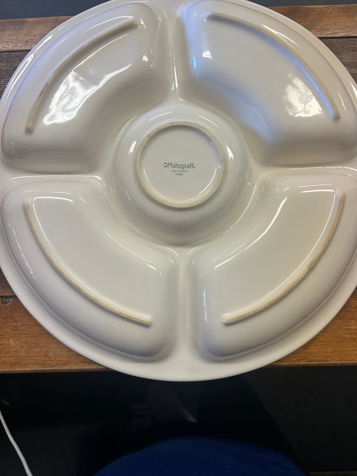 Red Green White Pfaltzgraff Winterberry Cardinal Plate, 9 1/4"
