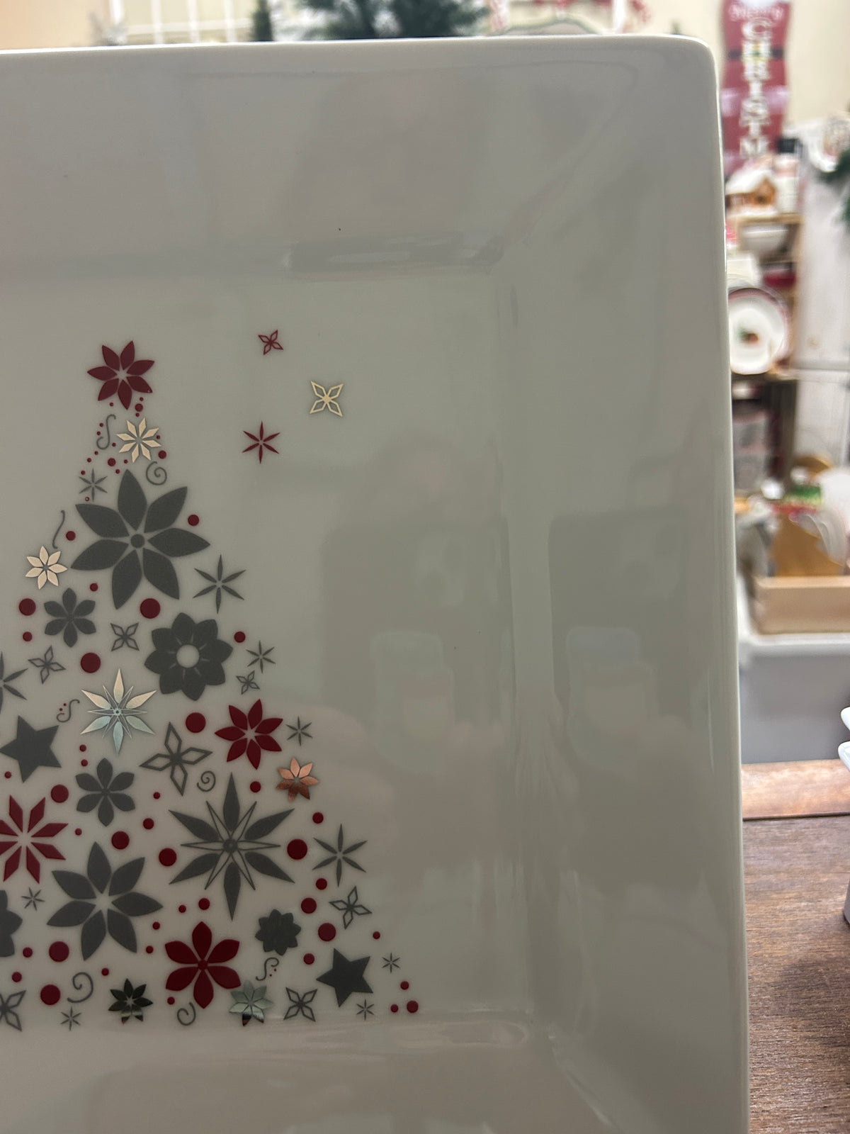 Cranberry & White Food Network Christmas Tree Square Plate, 10 1/4"