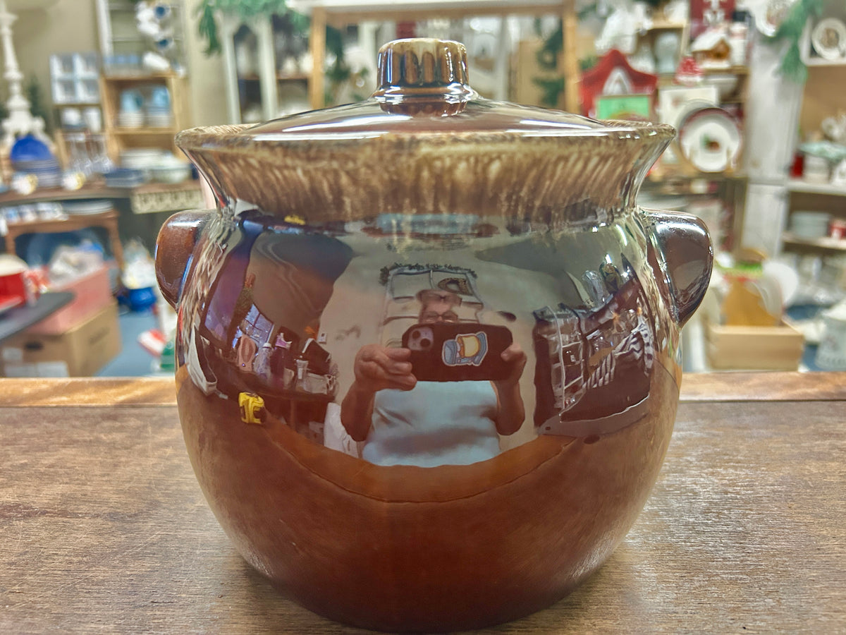 Brown drip bean pot with lid and side handles, 7 in