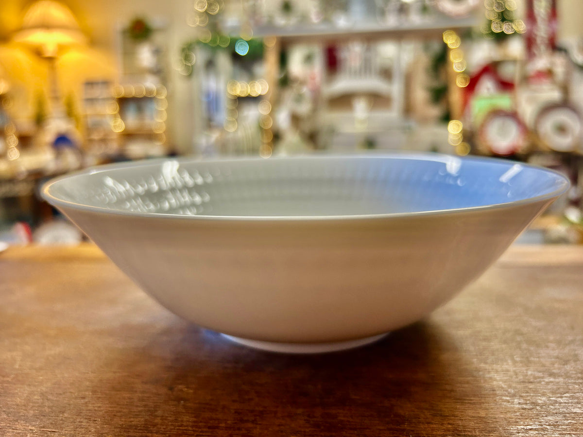 Winterling white serving bowl with textured rim, 8 1/4 in