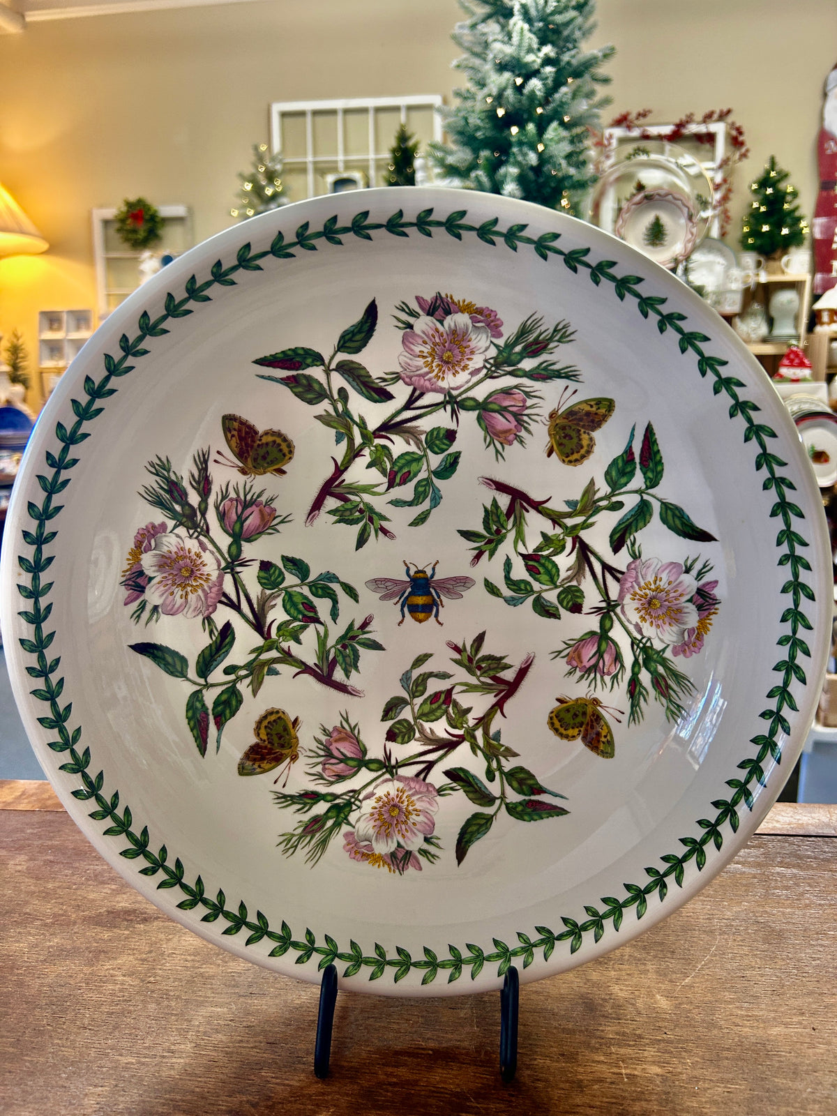 Portmeirion Botanic Garden serving bowl, white with green floral border