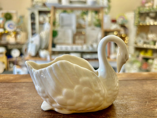 White Lenox Swan Dish, 4 1/2"