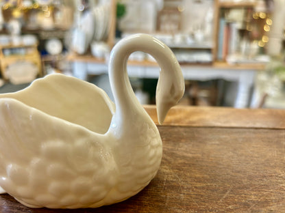 White Lenox Swan Dish, 4 1/2"