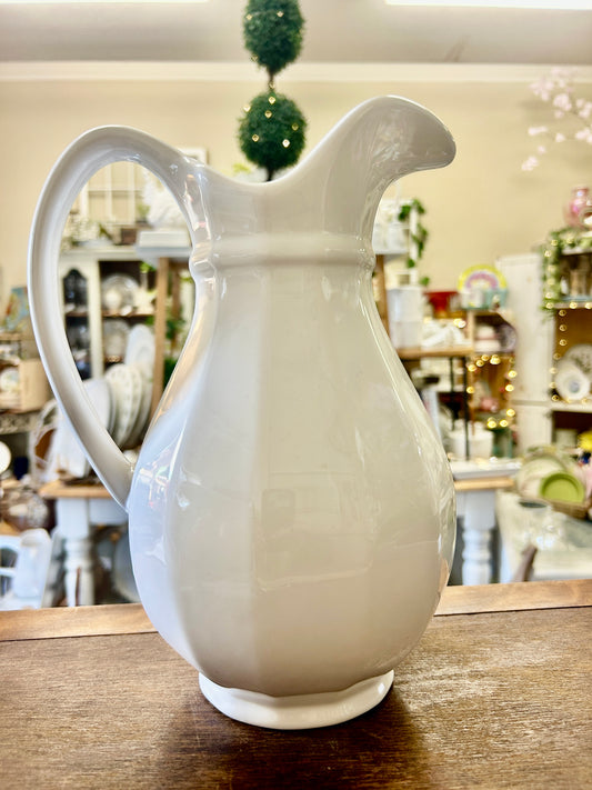 White Pfaltzgraff Vintage Heritage Pitcher, 10"
