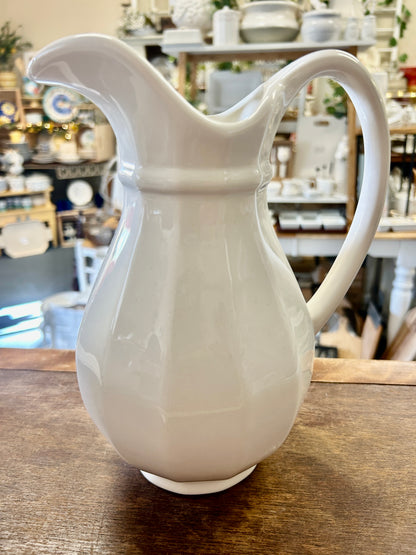 White Pfaltzgraff Vintage Heritage Pitcher, 10"