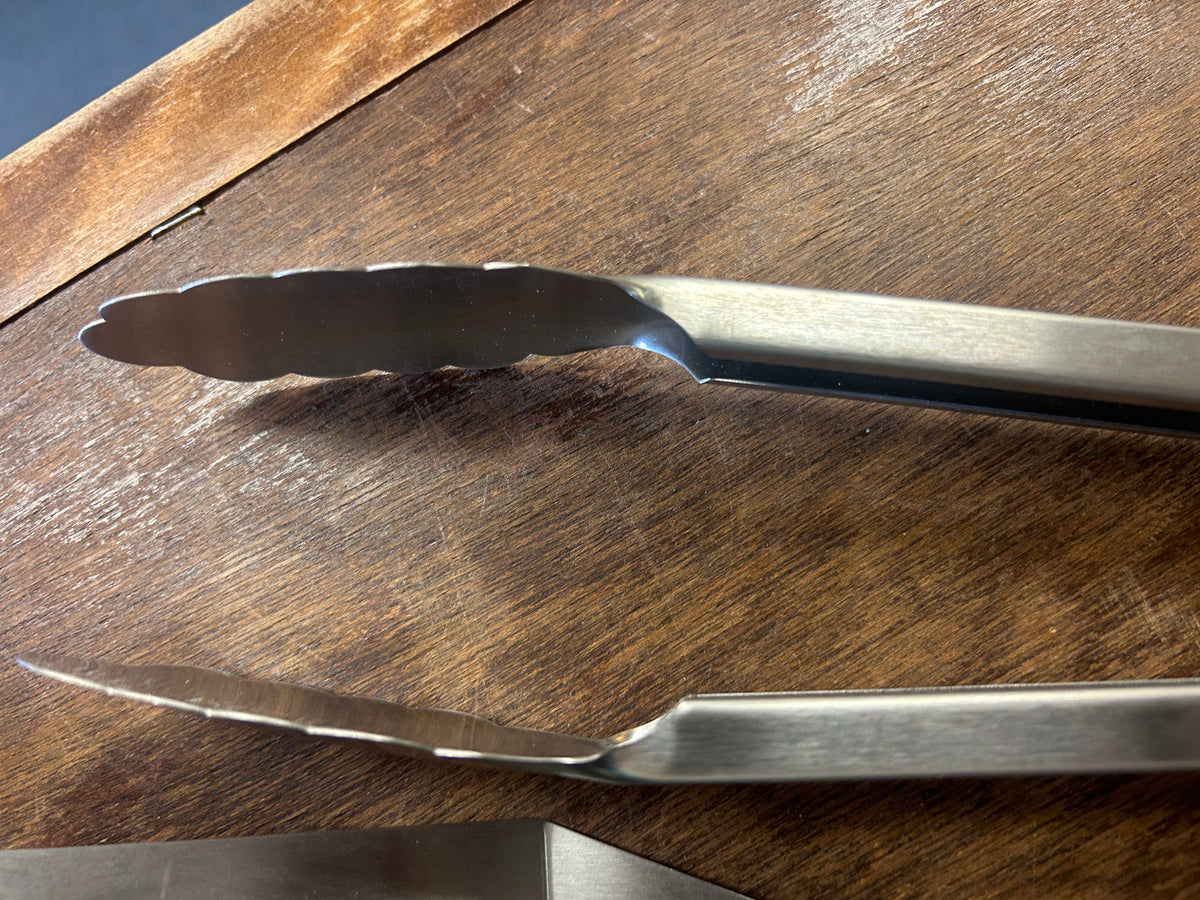 Stainless steel BBQ spatula with wide slotted head
