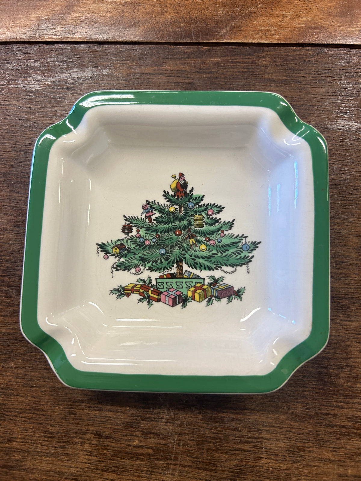 Red Green White Spode Christmas Tree Ash Tray/Bowl England, 4 1/2"