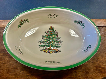Red Green White Spode Christmas Tree Oval Bowl/Baker, 12 3/4"