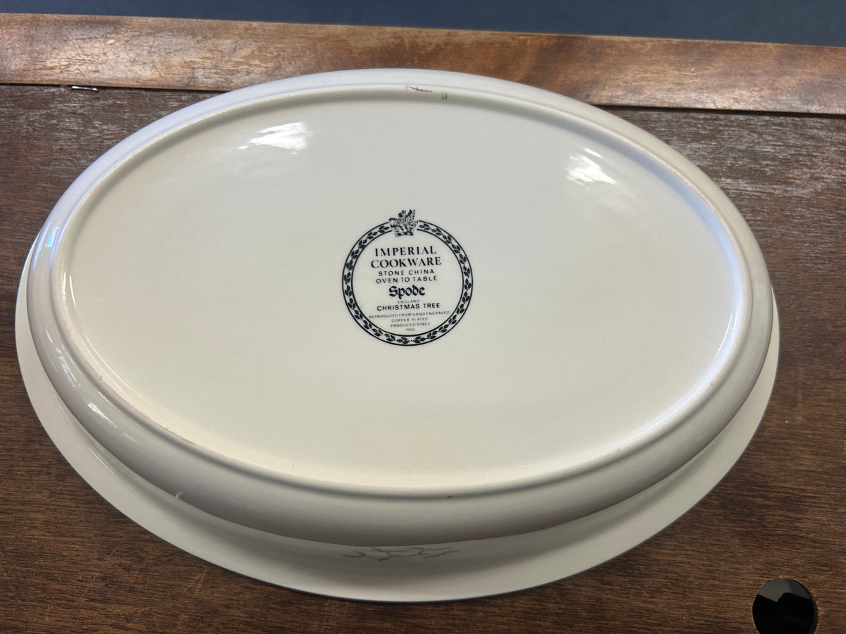 Red Green White Spode Christmas Tree Oval Bowl/Baker, 12 3/4"