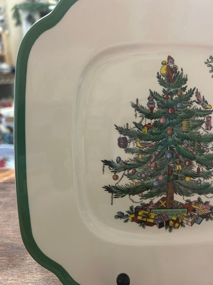 Spode Christmas tree square plate close-up, green border, tree and gifts illustration