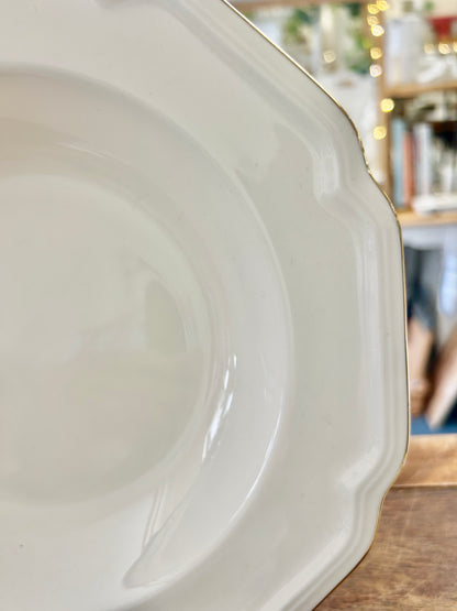 White Mikasa Antique Gold Bowl, 9 1/4"