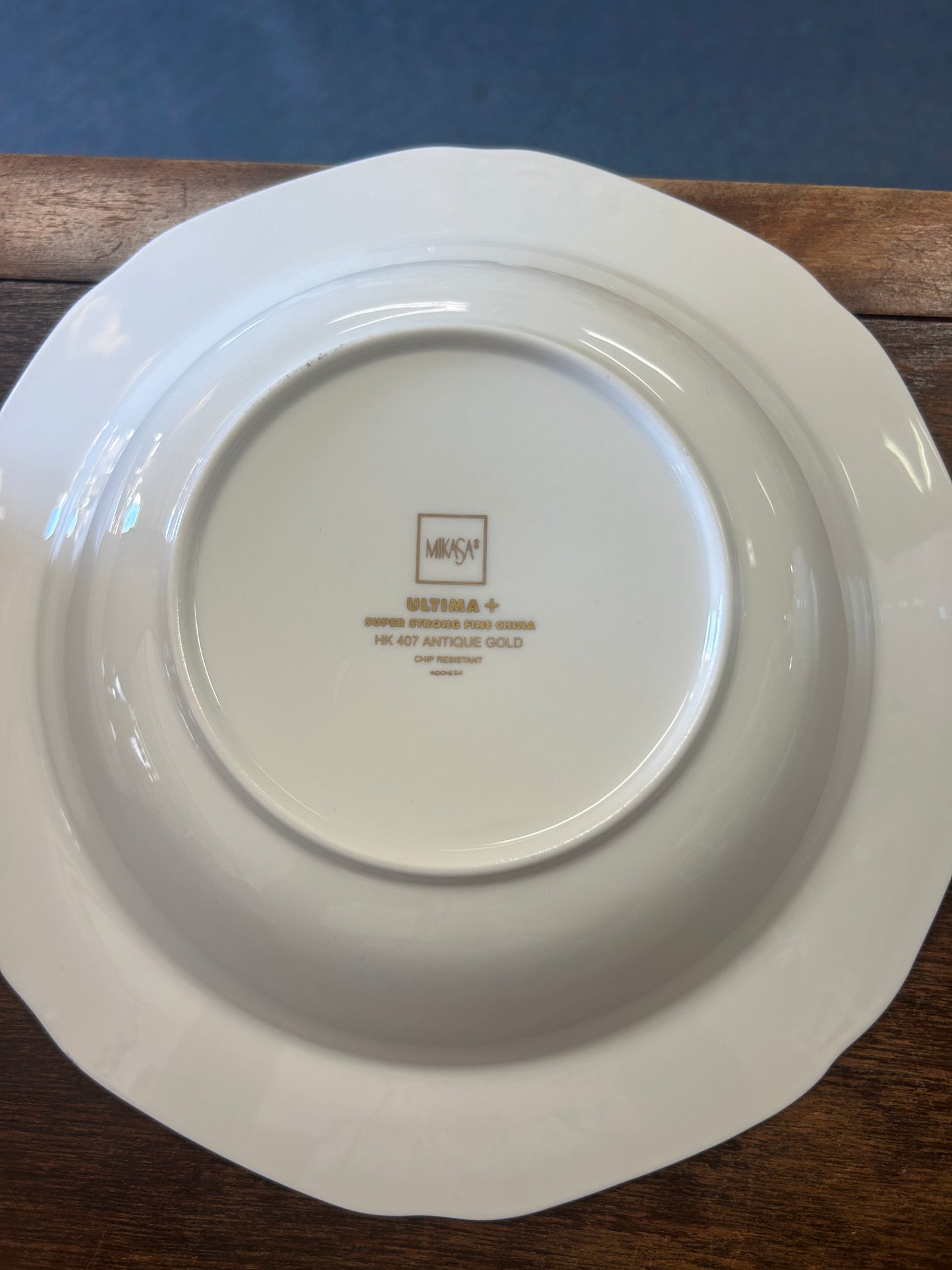 White Mikasa Antique Gold Serving Bowl, 10 1/4"