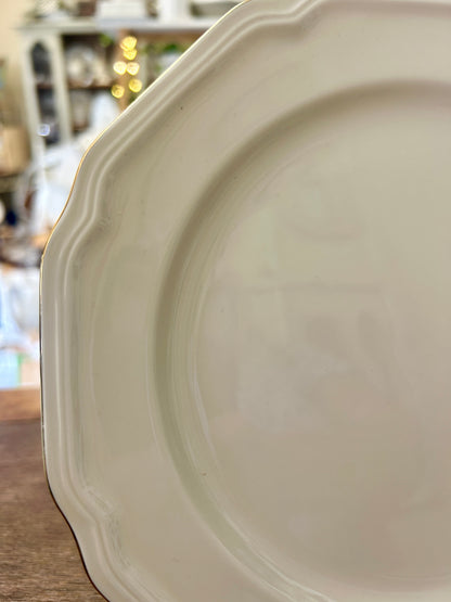 Mikasa Antique Gold Plate, 8 1/2"