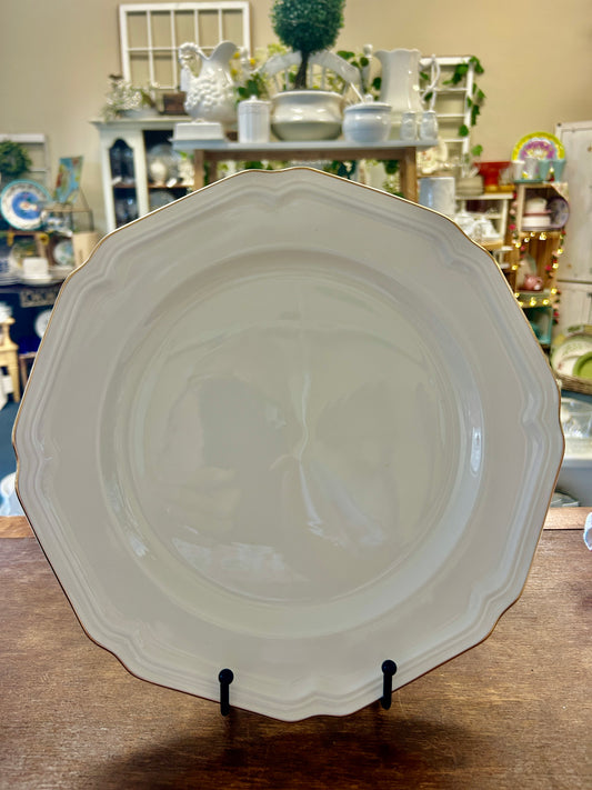 White Mikasa Antique Gold Platter, 12"