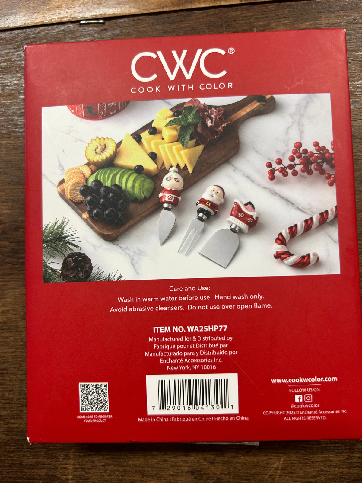 CWC cook with color Christmas cheese knife set box back with cheese display photo