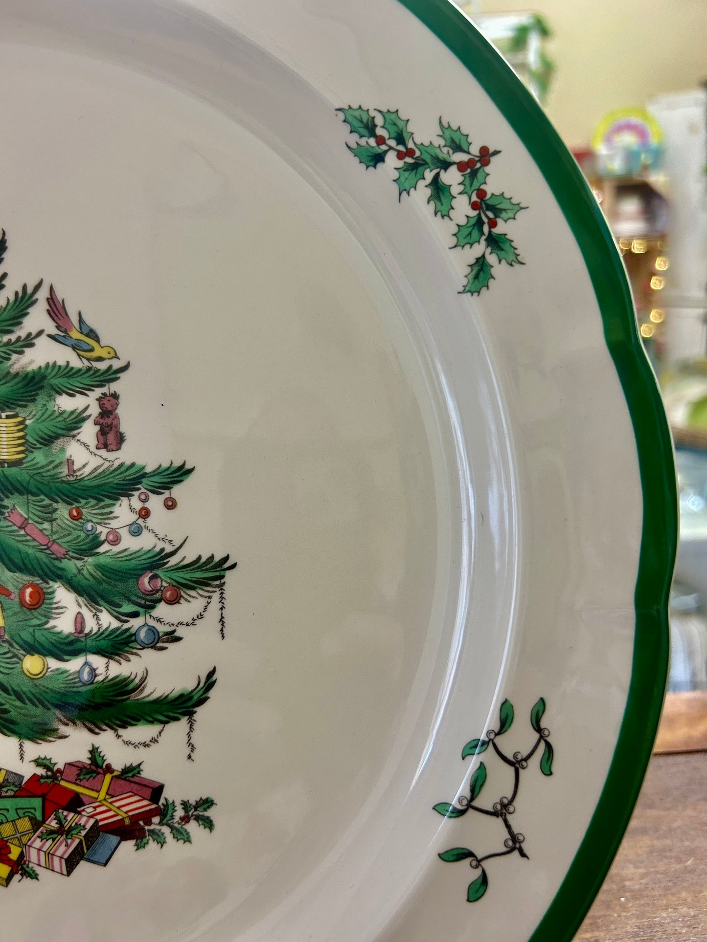 Red Green White Spode Christmas Tree Round Platter, 12"