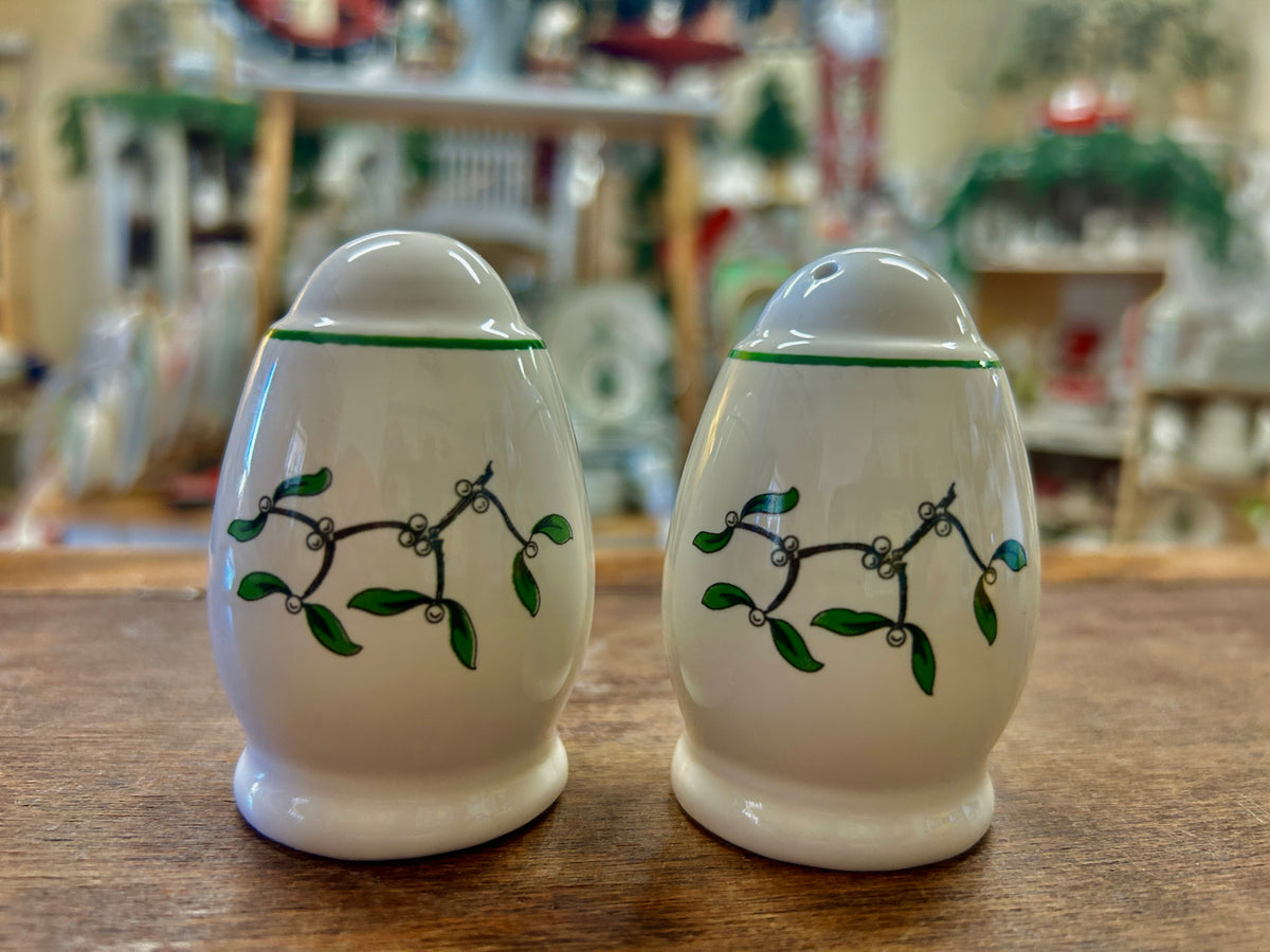 Spode Christmas Tree ceramic salt and pepper shakers with green vine garland