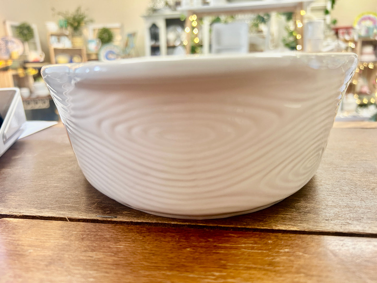 White Temptations RARE Woodland Cardinal 3 QT, 3 QT