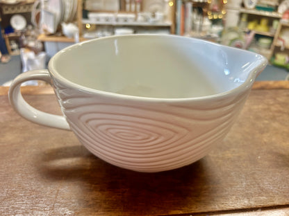 White Temptations RARE Woodland Batter Bowl, 2 QT