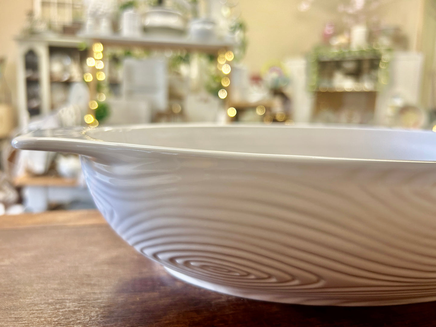White Temptations Woodland 3 QT Oval Baker, 3 QT