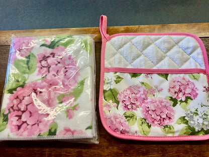 Pink & Green Temptations NEW Hydrangea Mitt & Towel