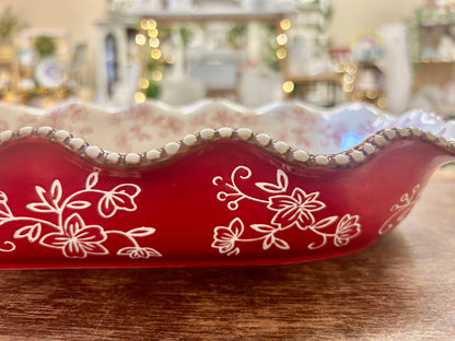 Red Temptations Floral Lace 2 QT Baker, 2 QT