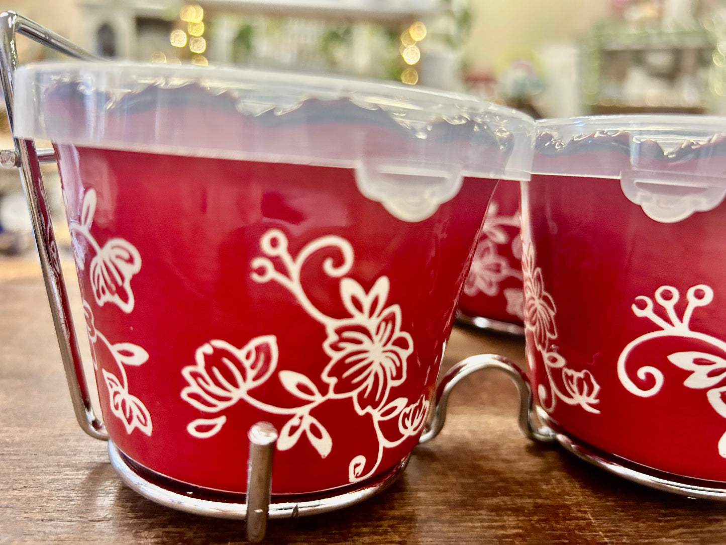 Red Temptations Ramekins, Lids, & Rack, 6 ounces