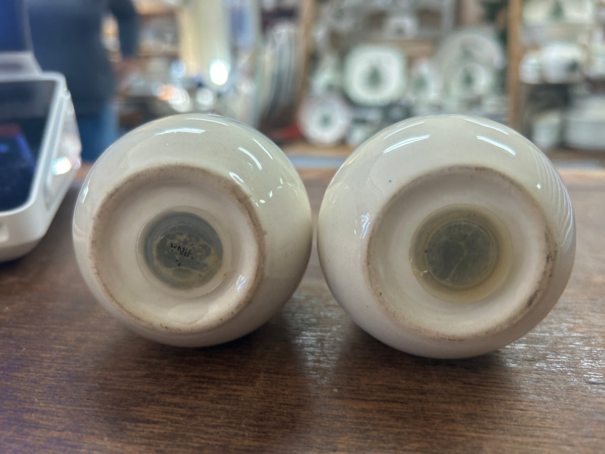 Red Green White Royal Seasons Snowman S & P, 3 1/4"