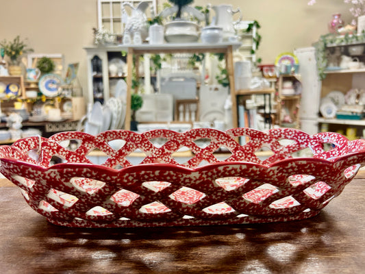 Red Temptations Old World Basket & Napkin, 14"