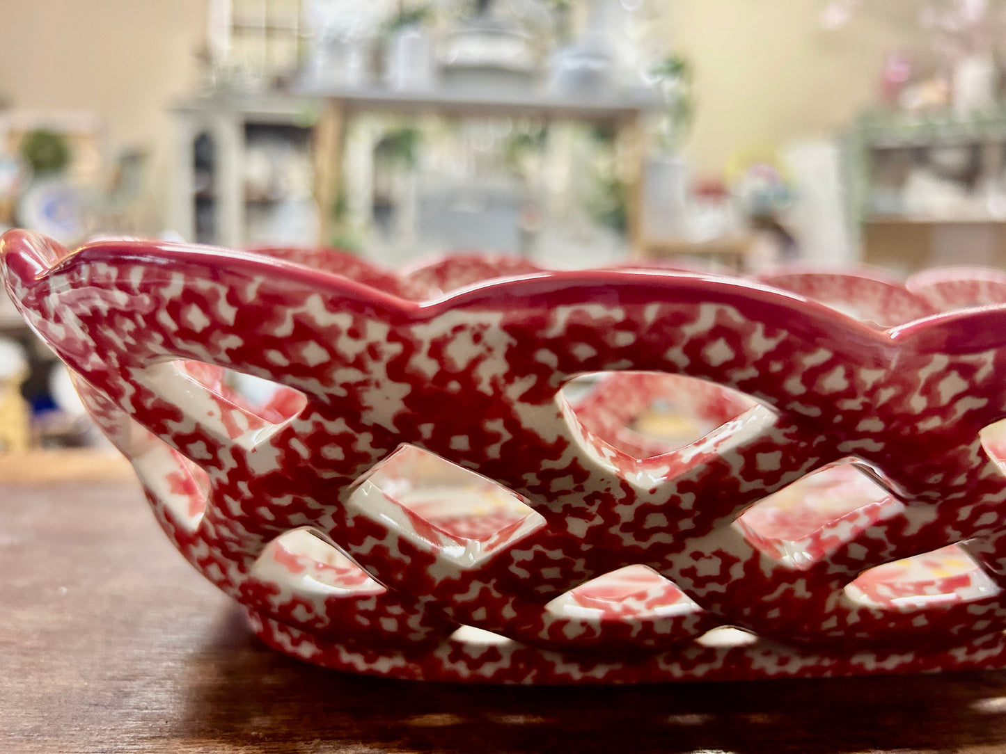 Red Temptations Old World Basket & Napkin, 14"