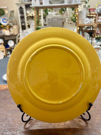 Fiestaware Vintage Yellow Plate, 9 1/2"