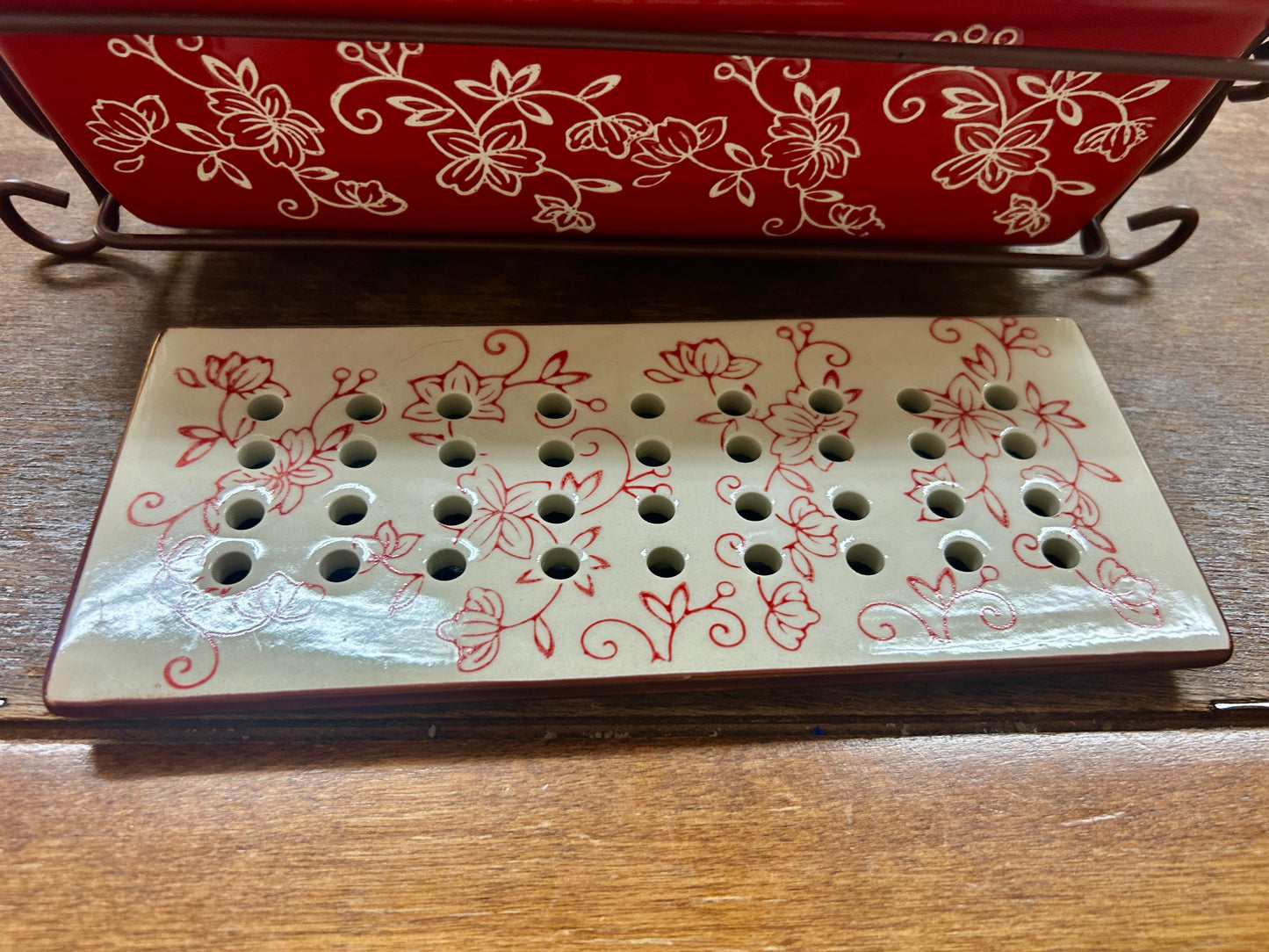 Red Temptations Loaf Pan, Drip Tray, Rack, 1.75 QT