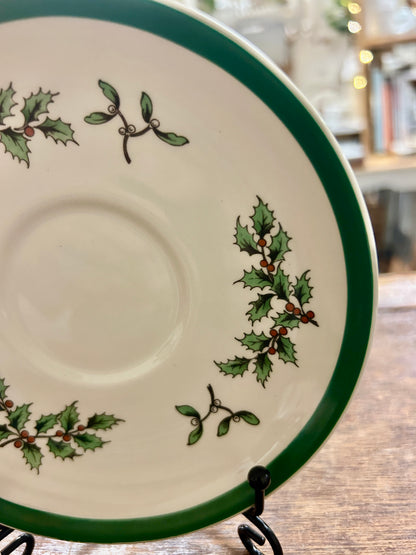 Red Green White Spode Christmas Tree Plate England, 5 1/2"