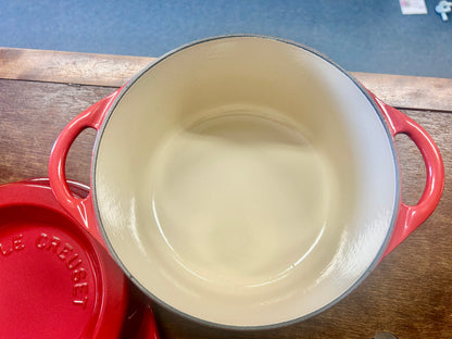 Le Creuset Doufeu Red 2.5 QT France, 2.5 QT