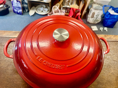 Red Le Creuset 3.5 QT Signature Braiser France, 3.5 QT