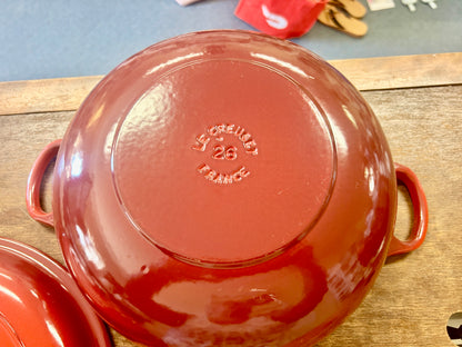 Red Le Creuset Red 5.5 QT Signature Stew, 5.5 QT